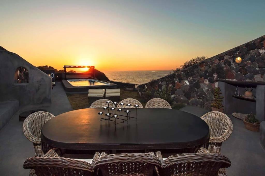 Ramni House: Private Villa With Pool By The Sea Ия Экстерьер фото